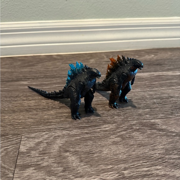 Legendary Fire Burning & King Of Monsters Godzilla Jakks Pacific Toho 3.5” - Picture 1 of 8